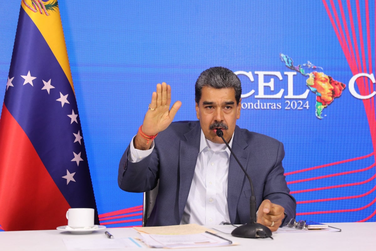 Maduro retira a todo el personal diplomático de la Embajada de Venezuela en Quito
