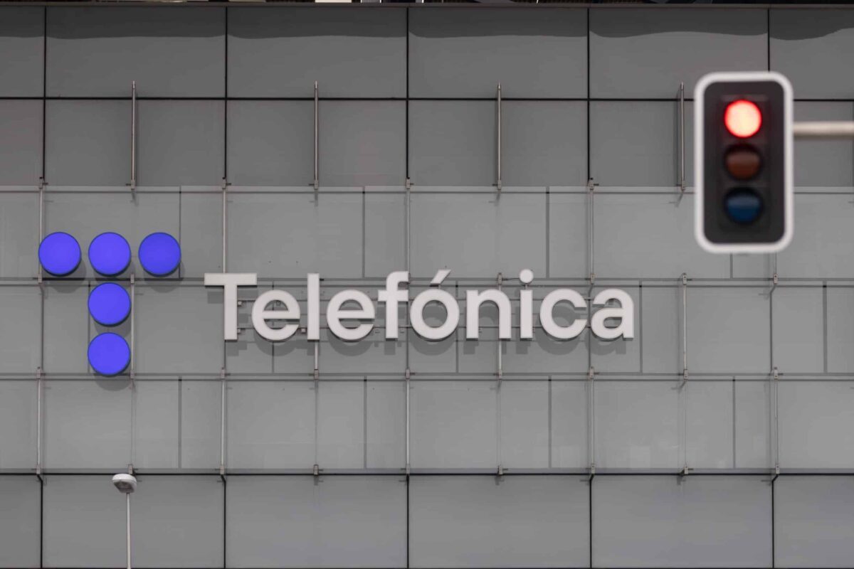La Caixa se convierte en el principal accionista de Telefónica después de que CriteriaCaixa alcance el 5%