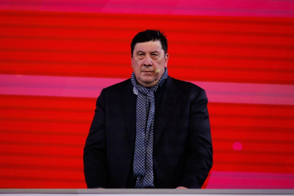 Movistar despide al 'Mono' Burgos tras decir que Yamal "termina en un semáforo" mientras hacía malabares con el balón. Europa Press.