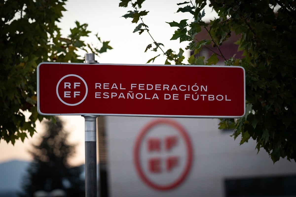 Una gestora del Consejo Superior de Deportes tutelará durante los próximos meses la Federación de Fútbol. Europa Press.