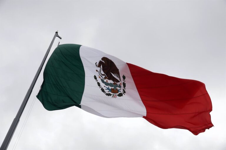 Asesinados a tiros la alcaldesa y un funcionario del municipio de San Mateo Piñas, en México