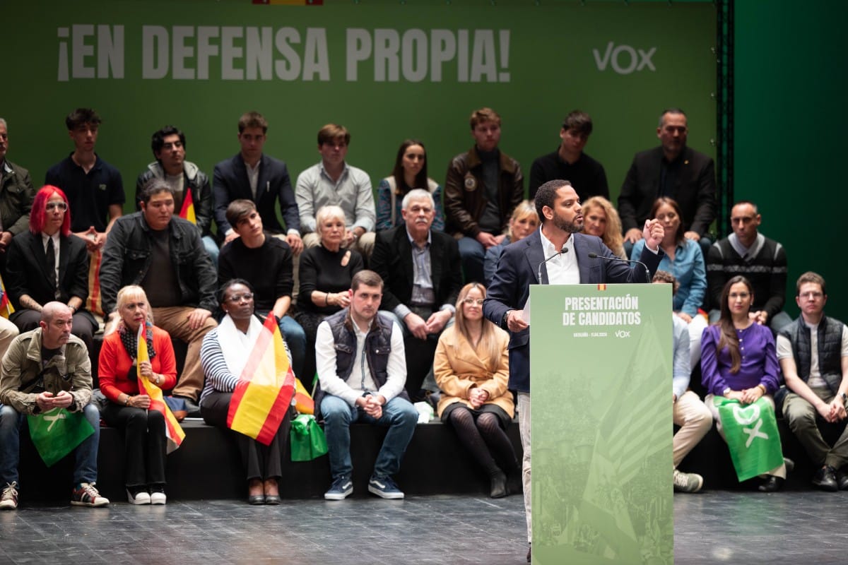 Ignacio Garriga reitera que el PSOE es tan «enemigo» de la libertad y de la seguridad como ERC, Bildu o Junts