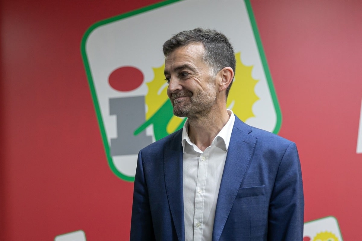 Antonio Maíllo duplica los votos de la ministra Sira Rego y será el nuevo líder de Izquierda Unida