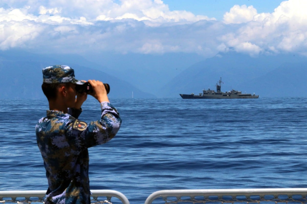 Taiwán detecta casi medio centenar de cazas chinos y cerca de una treintena de buques de guerra chinos