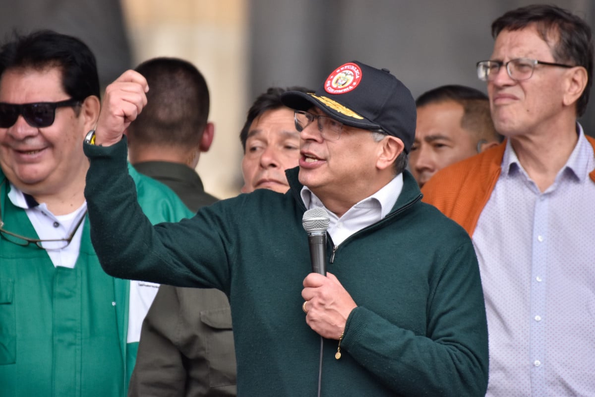 Una comisión del Parlamento de Colombia pide al CNE que informe sobre la investigación a Petro por financiamiento irregular