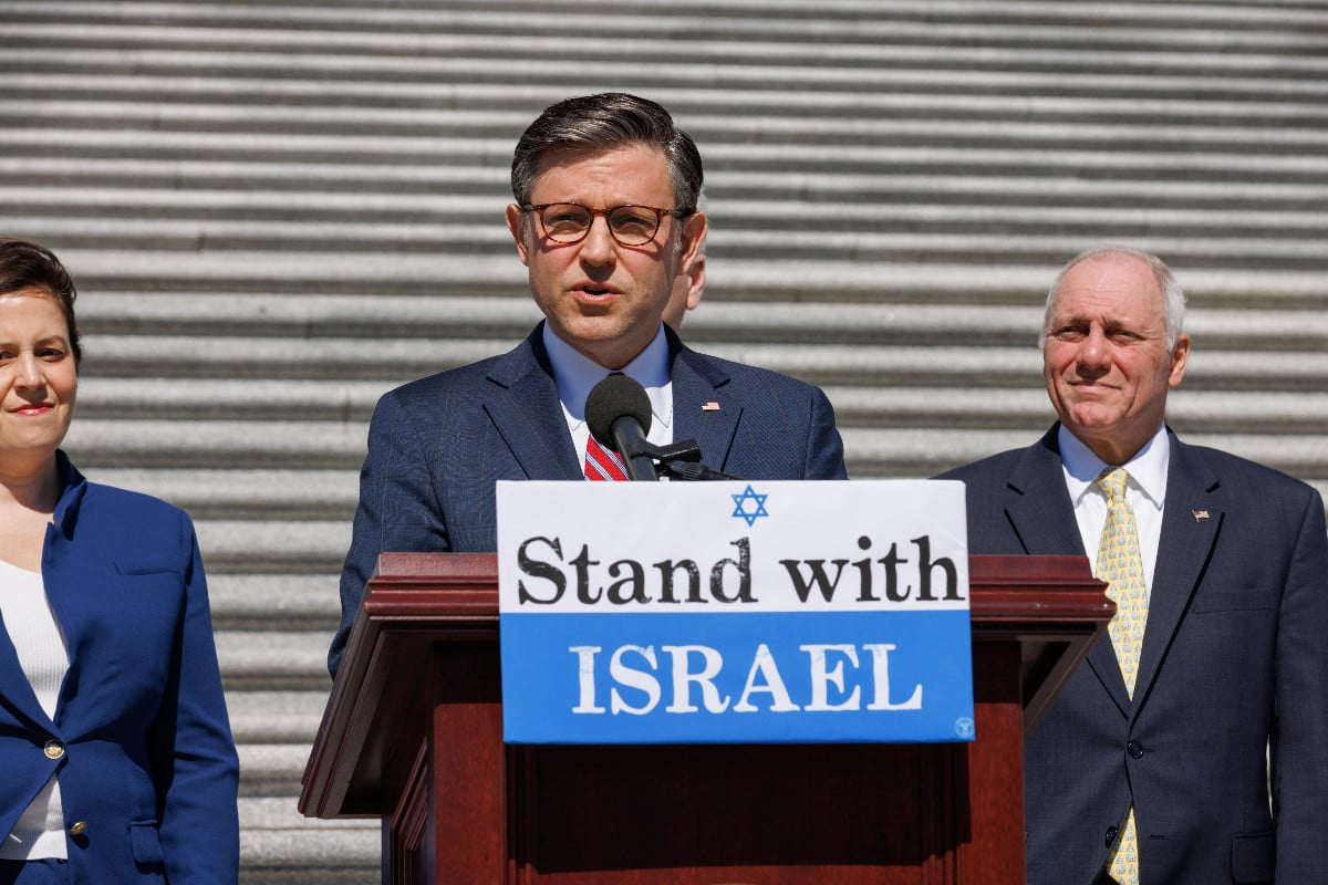 La Cámara de Representantes aprueba un proyecto de ley que ordena entregar armamento a Israel