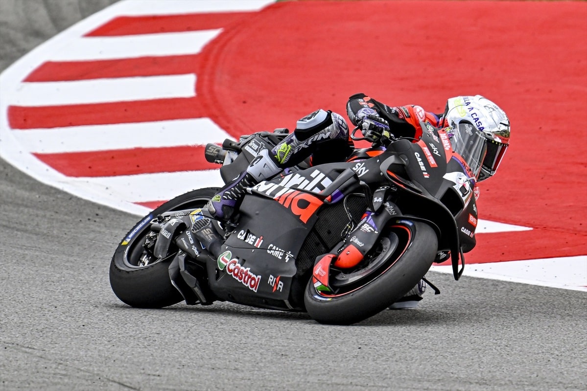 Aleix Espargaró gana al esprint de MotoGP en una brutal remontada de Marc Márquez