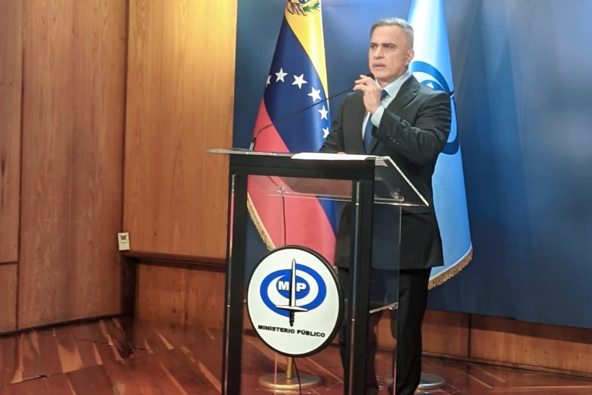 La Fiscalía de Venezuela emite nuevas órdenes de captura contra los opositores Leopoldo López y Julio Borges