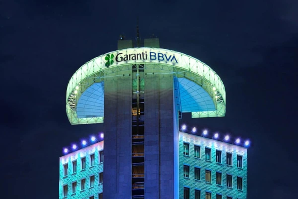 BBVA podría vender su filial turca para reforzar el apoyo del Banco Europeo y mejorar la OPA sobre el Sabadell