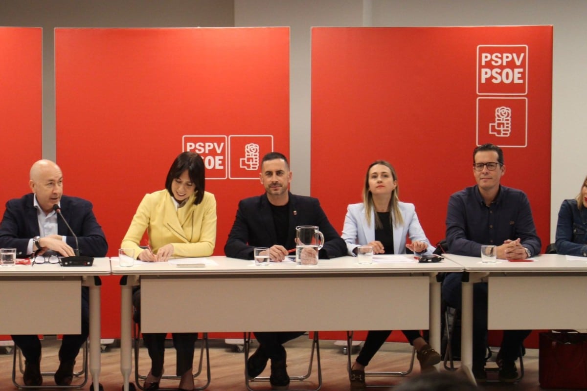 El PSOE y Compromís, contra la libertad de prensa: señalan y piden censurar a los mismos medios