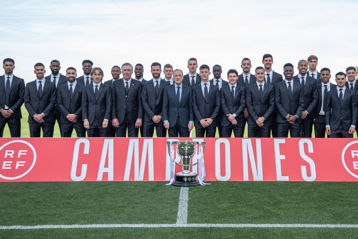 Florentino Pérez, tras recibir el 36º titulo de Liga: «El Real Madrid es capaz de conseguir aquello que puede parecer imposible»