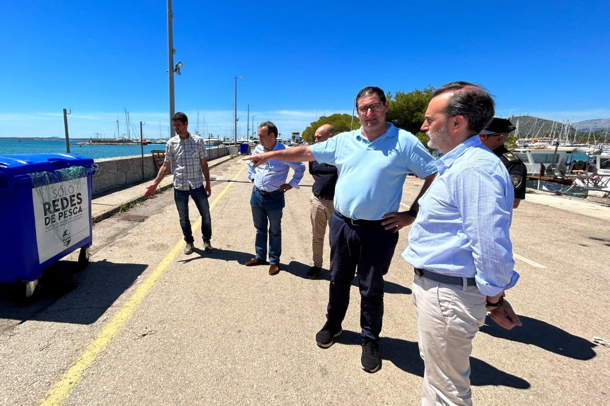 El presidente del Parlamento de Baleares (VOX) agradece a los pescadores su labor y recuerda su «papel crucial» en la economía de las islas