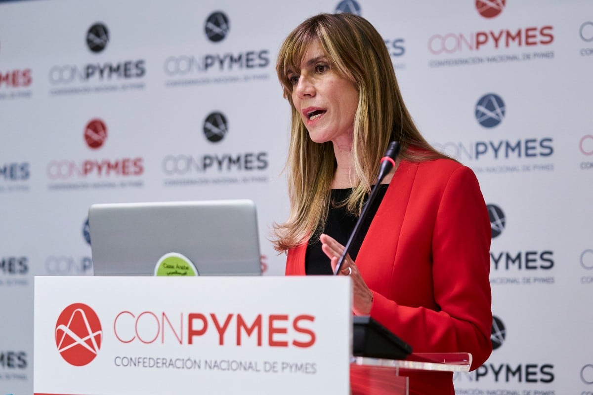 Las escrituras de la empresa de Begoña Gómez la contradicen y atestiguan su plan de hacer negocios