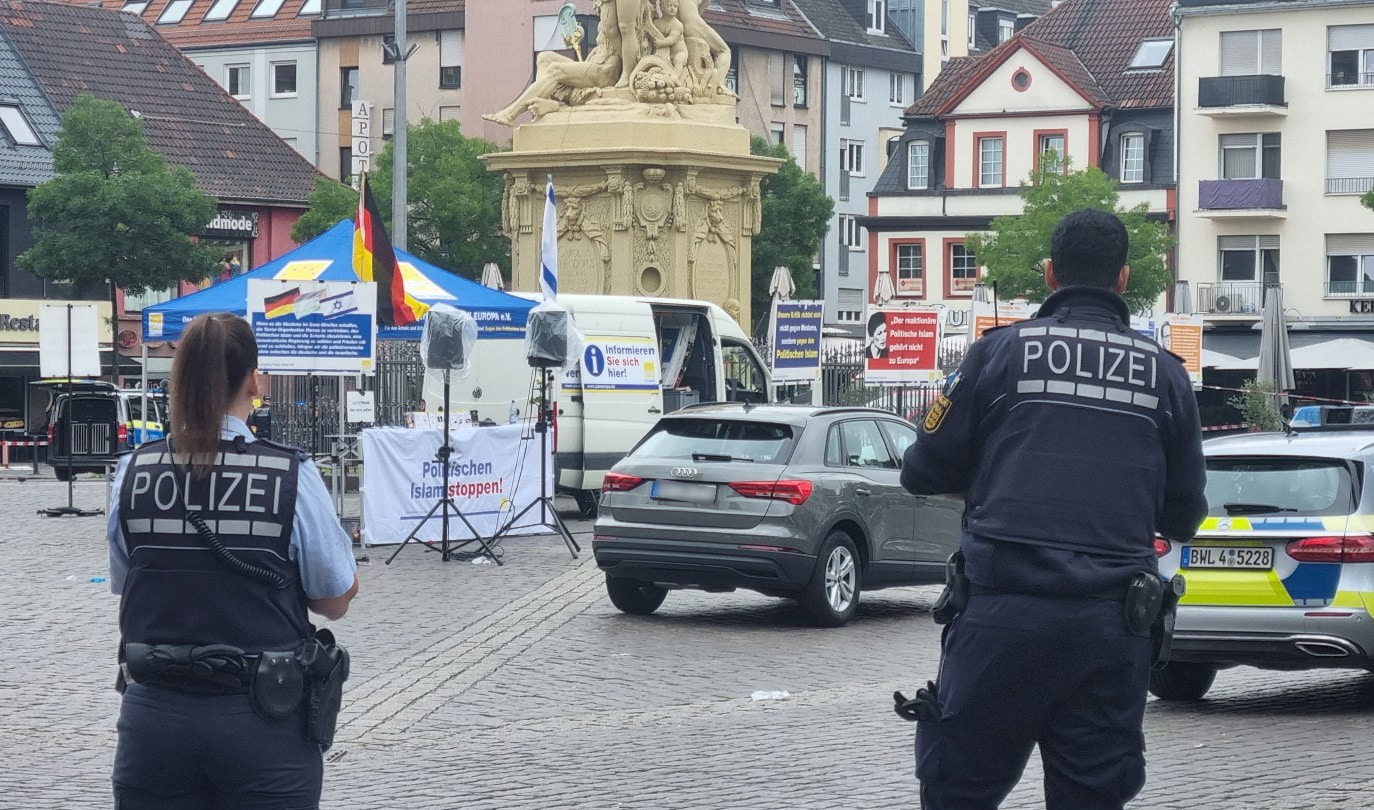 Muere el policía apuñalado por un terrorista islamista el pasado viernes en Mannheim (Alemania)