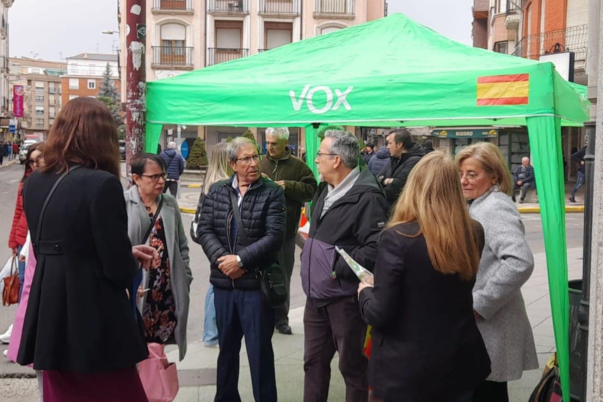 VOX entra a formar parte del equipo de gobierno municipal en La Bañeza (León)