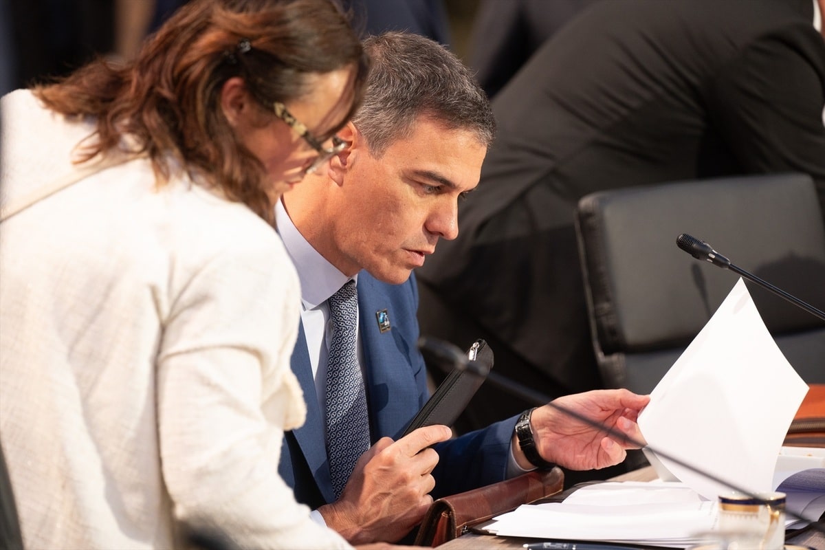 Sánchez presume del regreso de Rovira, fugada de la Justicia: «Es consecuencia de la amnistía»