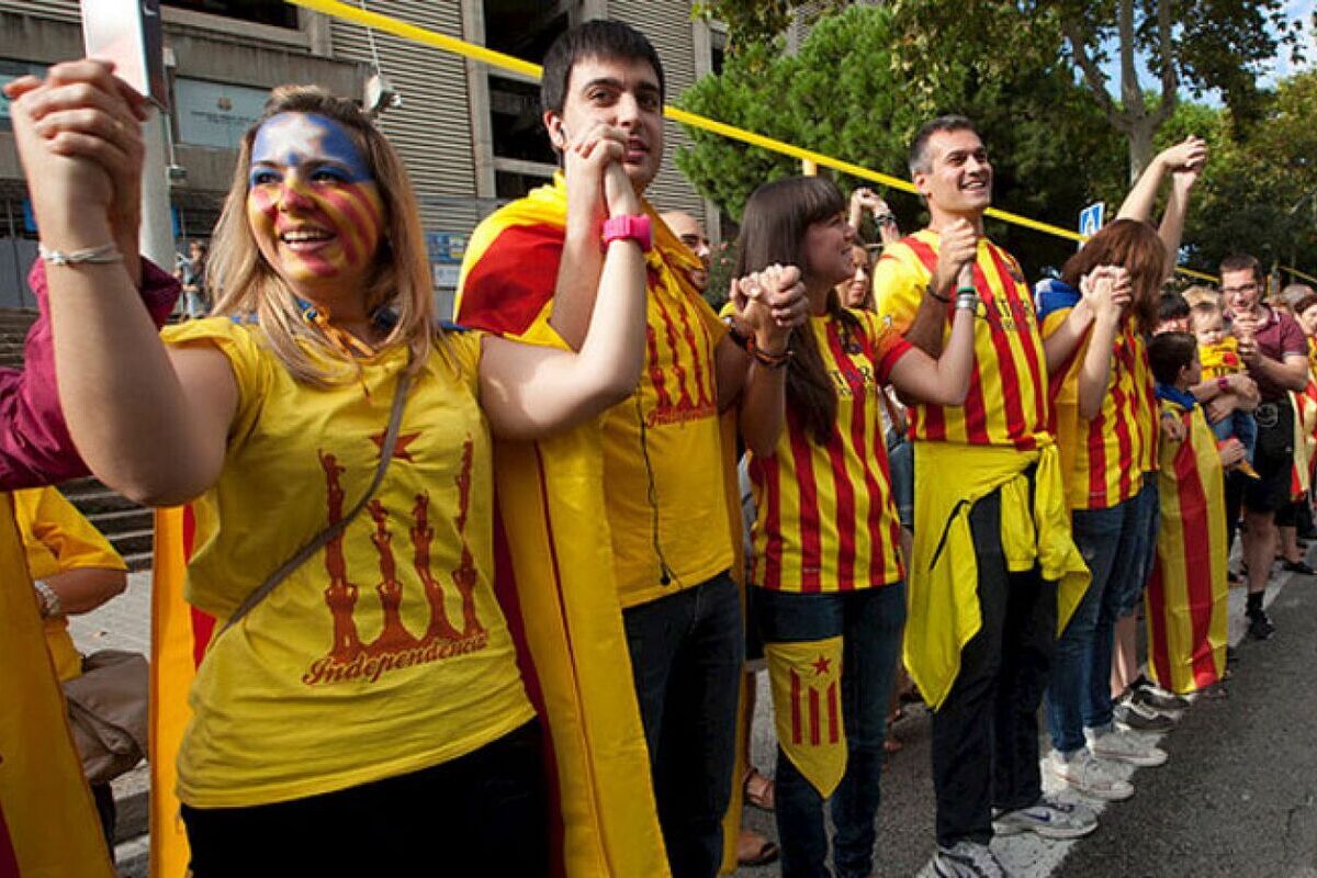 La Asamblea Nacional Catalana pretende tomar las calles si Puigdemont es detenido a su llegada