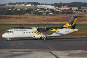 Un avión con más de 60 personas a bordo se estrella cerca de Sao Paulo