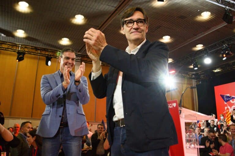 Illa y Sánchez sellan una alianza para «resistir» y multiplican las cesiones al separatismo