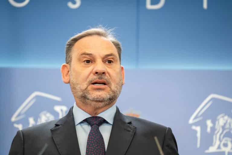 El PSOE expulsa a Ábalos tras dejar congelado su expediente durante meses en plena tormenta por los casos de corrupción