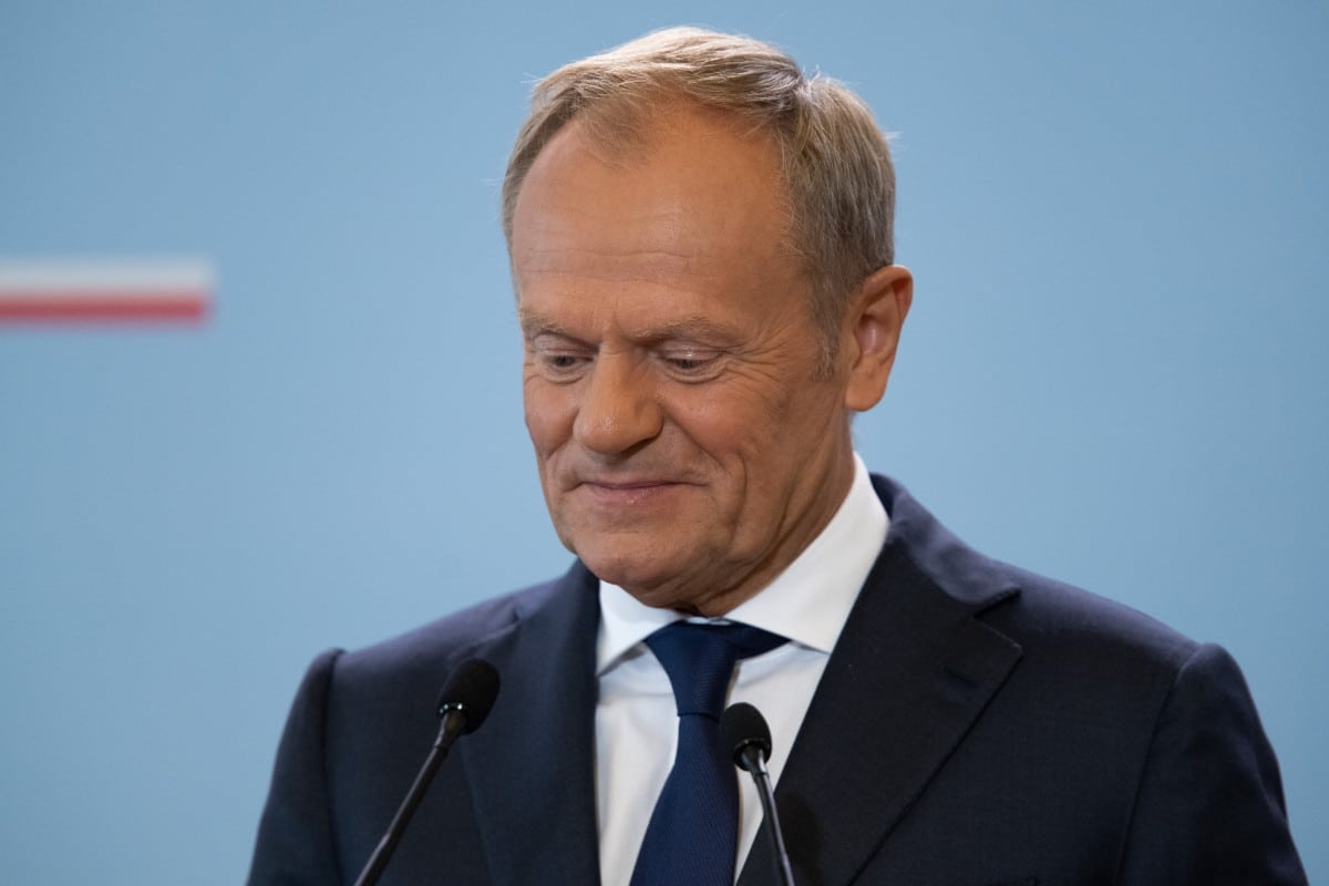 Tusk reconoce que las acciones de su gobierno pueden no ser «plenamente compatibles» con la ley