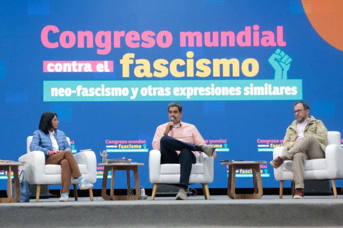 Maduro se victimiza tras el fraude electoral: «Estamos enfrentando una agresión internacional y un brote fascista»