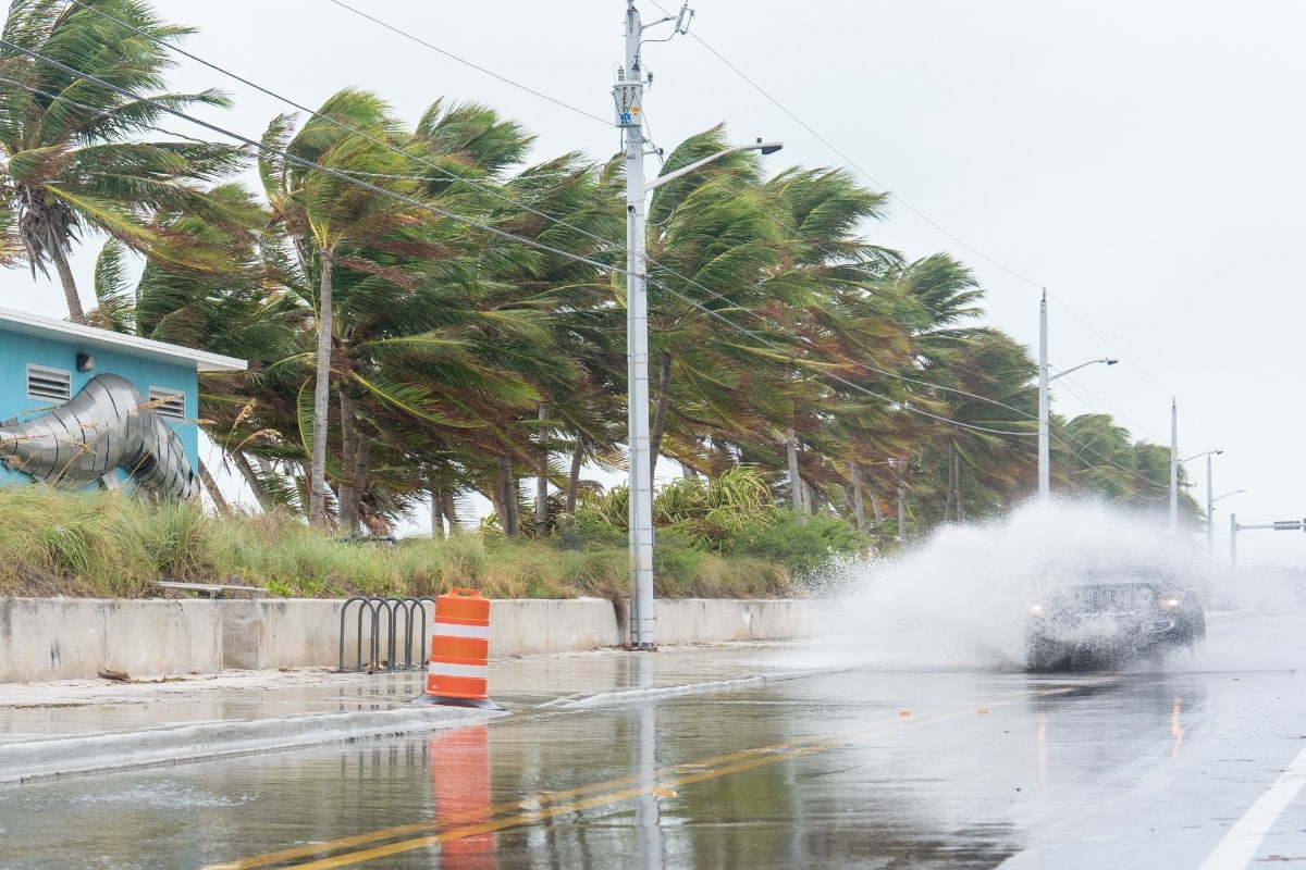 El huracán Milton deja al menos dos muertos tras su llegada a Florida