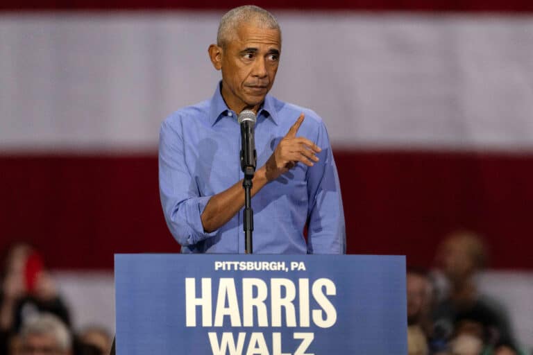 Obama recrimina a los votantes negros su falta de «energía y participación» en la campaña de Harris