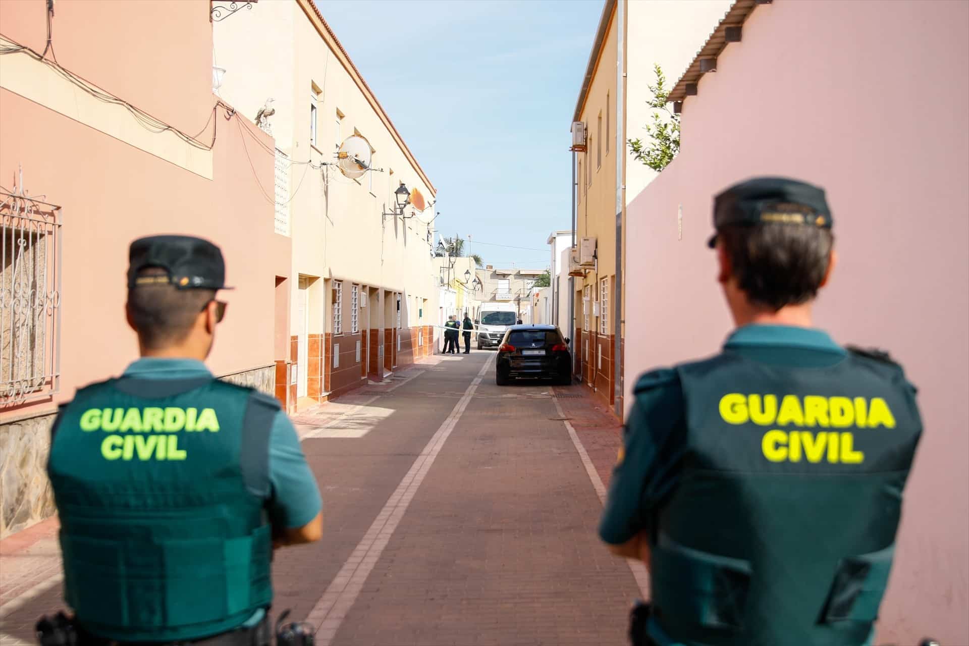 Un marroquí asesina a su mujer con la que compartía cuatro hijos y se entrega a la Policía en La Mojonera (Almería)