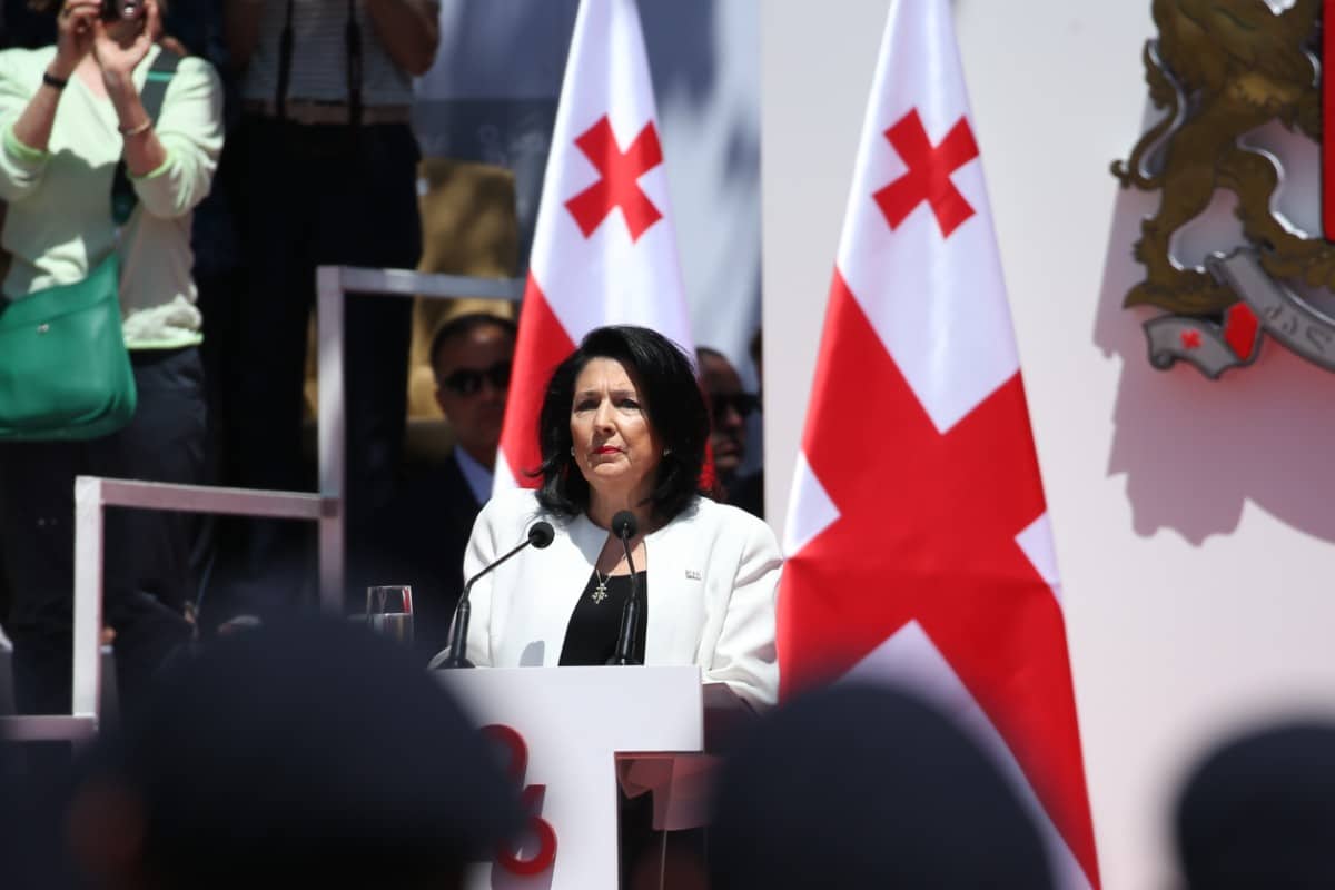 La presidenta de Georgia rechaza los resultados oficiales de las elecciones legislativas