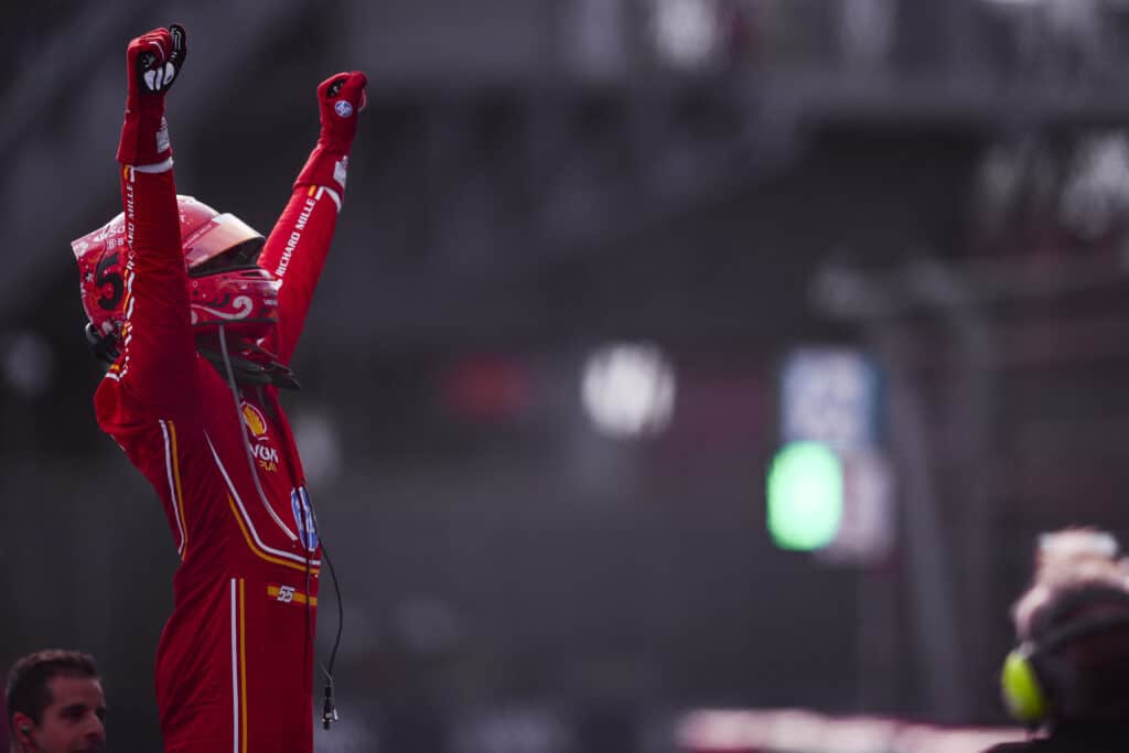 Sainz gana en México el cuarto Gran Premio de su carrera