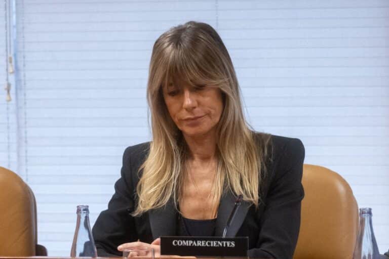 La Audiencia considera que Begoña Gómez se aprovechó de Pedro Sánchez para «vender favores» a cambio de contraprestaciones