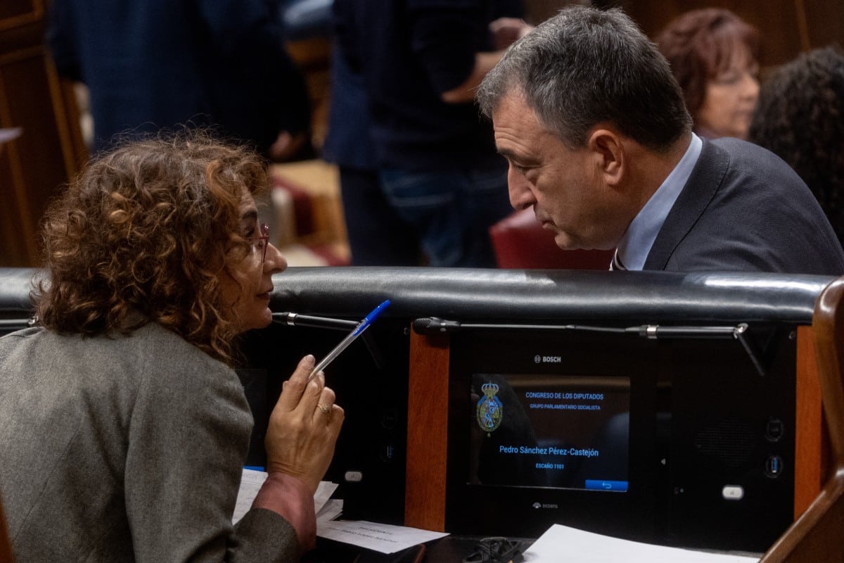 El PNV se borra de la reunión con Hacienda y remata el último intento de prorrogar el impuesto a las energéticas: «No lo apoyaremos»