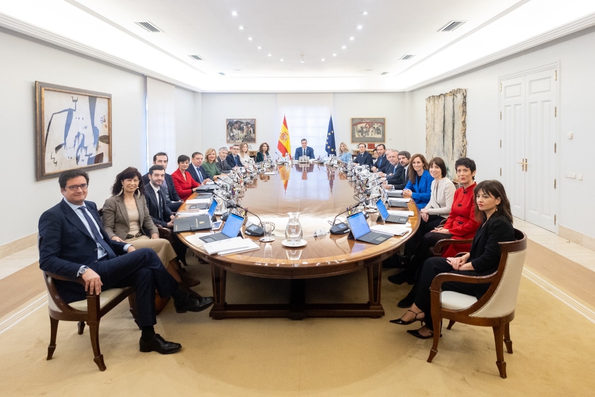 La mitad de los ministros que afirman que las universidades privadas «son un chiringuito» cursaron estudios en alguna de ellas