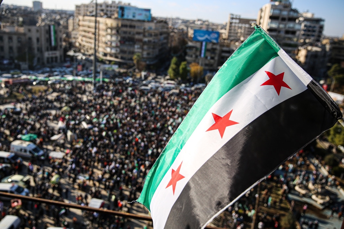 El líder yihadista de Siria contempla un proceso de transición de cuatro años tras una nueva Constitución