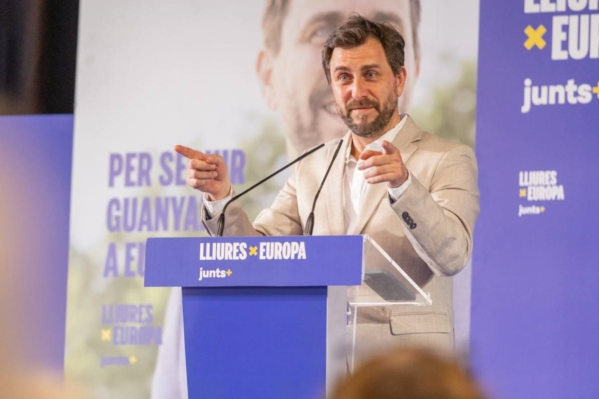 Un trabajador del Parlamento Europeo demanda a Toni Comín por acoso sexual y psicológico