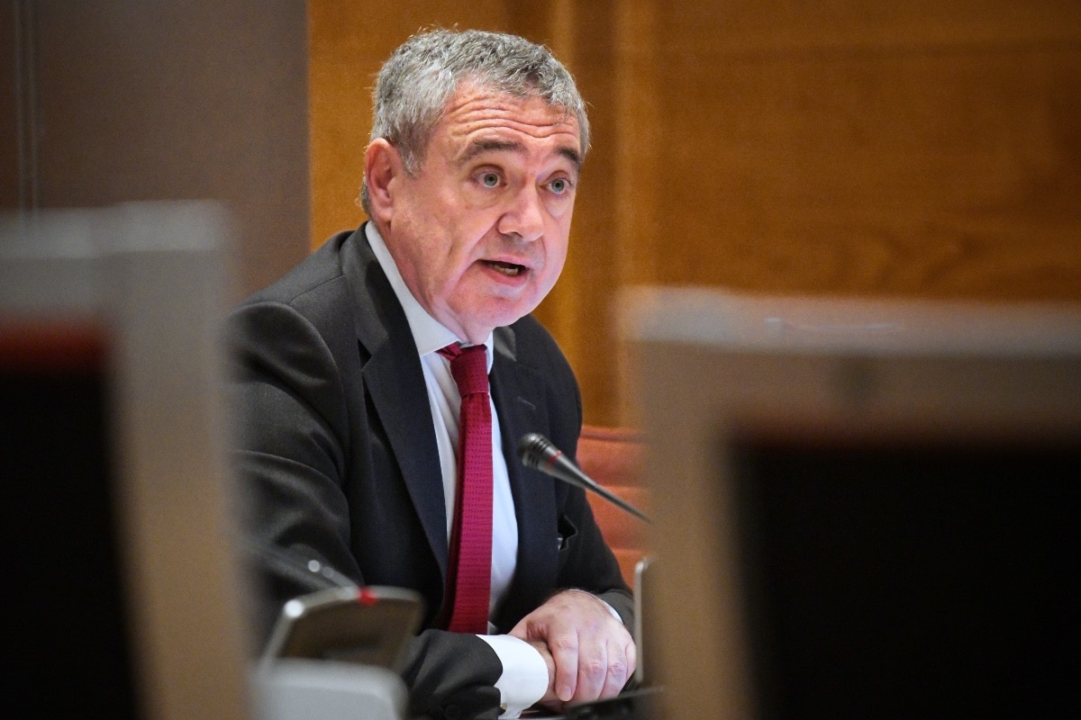 El Constitucional aparta a Macías de todos los recursos contra la amnistía