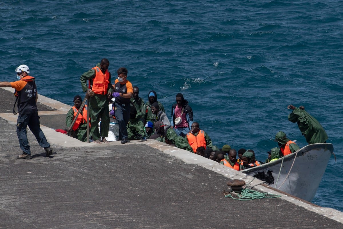 Casi 300 inmigrantes ilegales llegan a Canarias durante este lunes con la suma de otras dos pateras