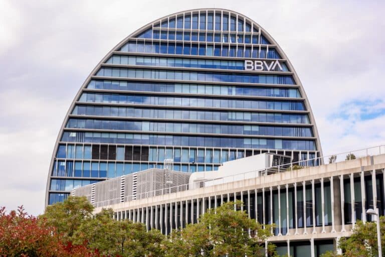 BBVA supera los 10.000 millones de euros de beneficios en 2024