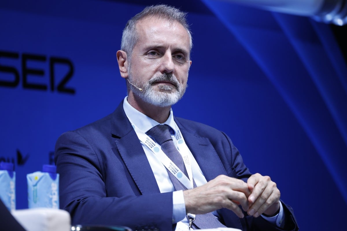 Telefónica cae casi un 3% en Bolsa tras la salida de Pallete forzada por el Gobierno de Sánchez