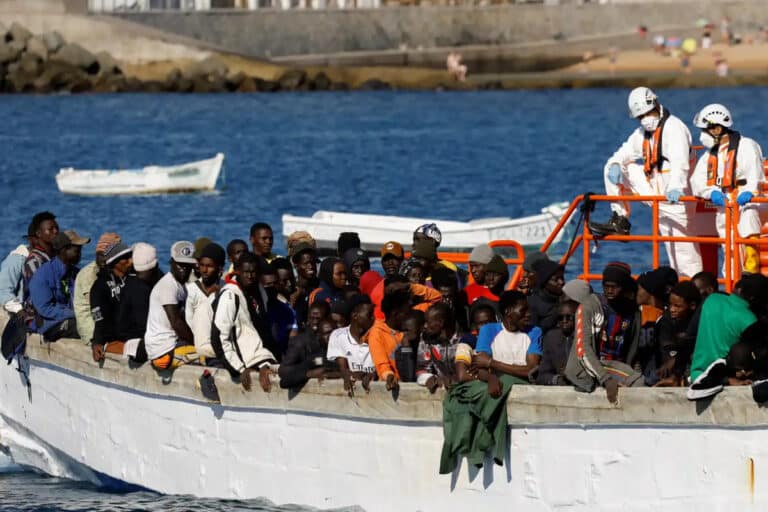 Baleares al límite: seis traficantes detenidos en Ibiza mientras los agentes alertan que se superarán los 7.000 inmigrantes ilegales este año