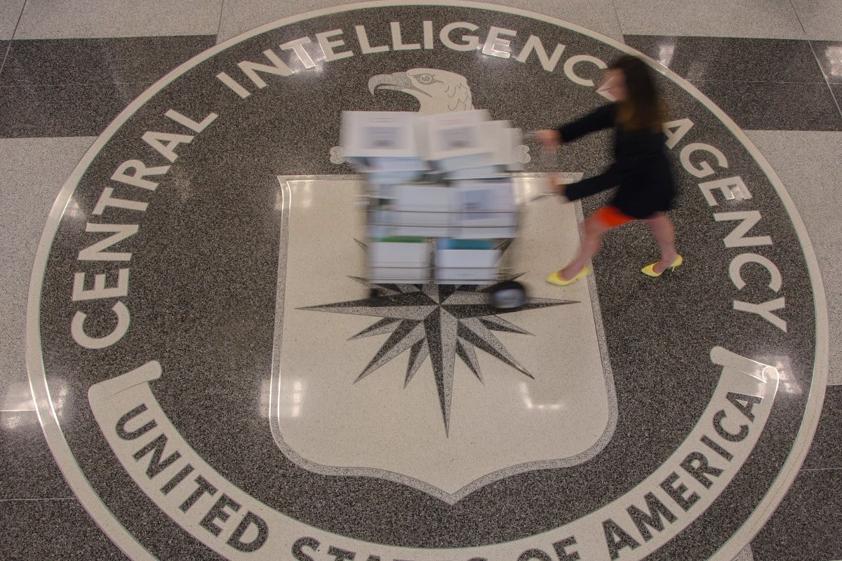 Agentes de la CIA amenazan con filtrar secretos a potencias enemigas si se aplican despidos masivos en la agencia