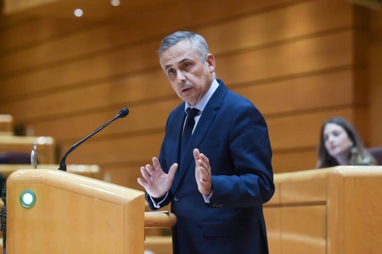 VOX exige en el Senado blindar la soberanía nacional frente a la posible presencia de ministros extranjeros en el Consejo de Ministros de España