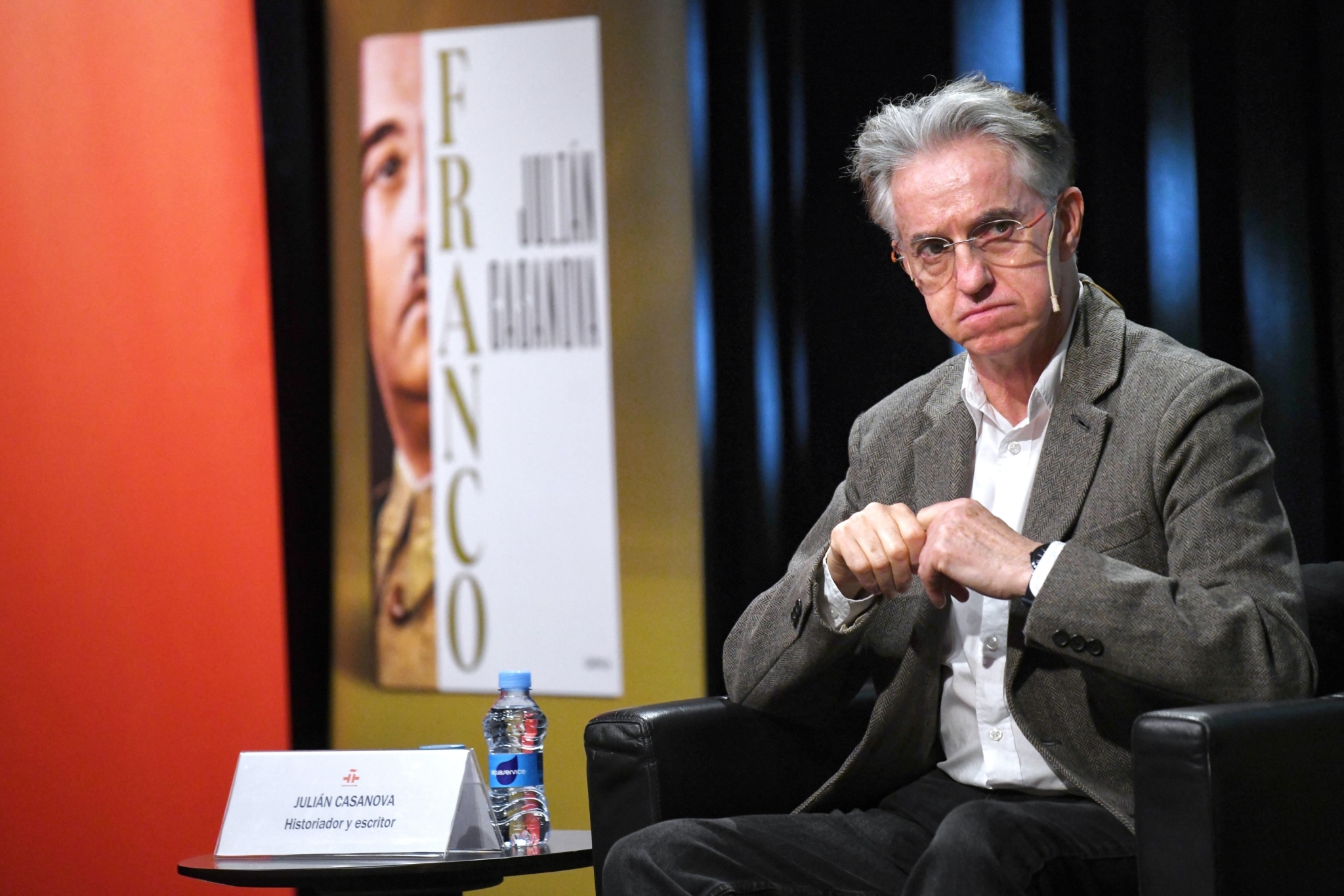 Un historiador que forma parte del comité científico contra Franco defiende la «modernización» y el «avance económico» de España durante el régimen