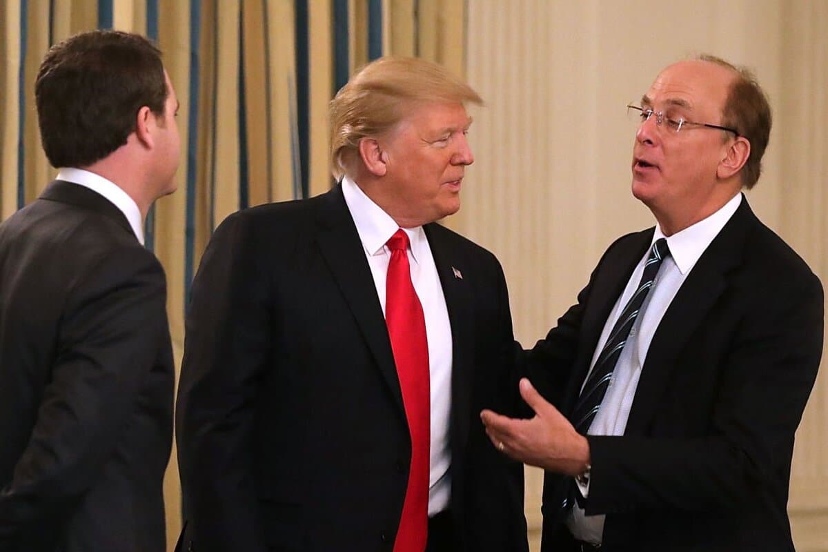 BlackRock y Bank of America abandonan la agenda ‘woke’ tras la guerra iniciada por la Administración Trump
