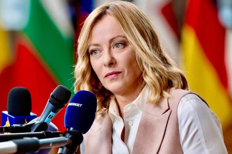 El Gobierno de Meloni planta cara a Bruselas y pide suspender el mercado de carbono para frenar el precio de la energía