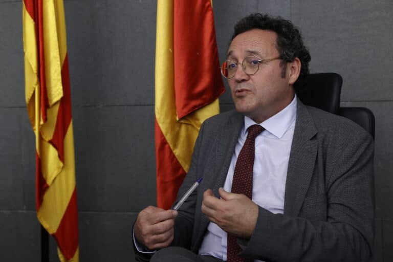 El caso del fiscal general se alargará al menos cuatro semanas a la espera de la información de Google y WhatsApp