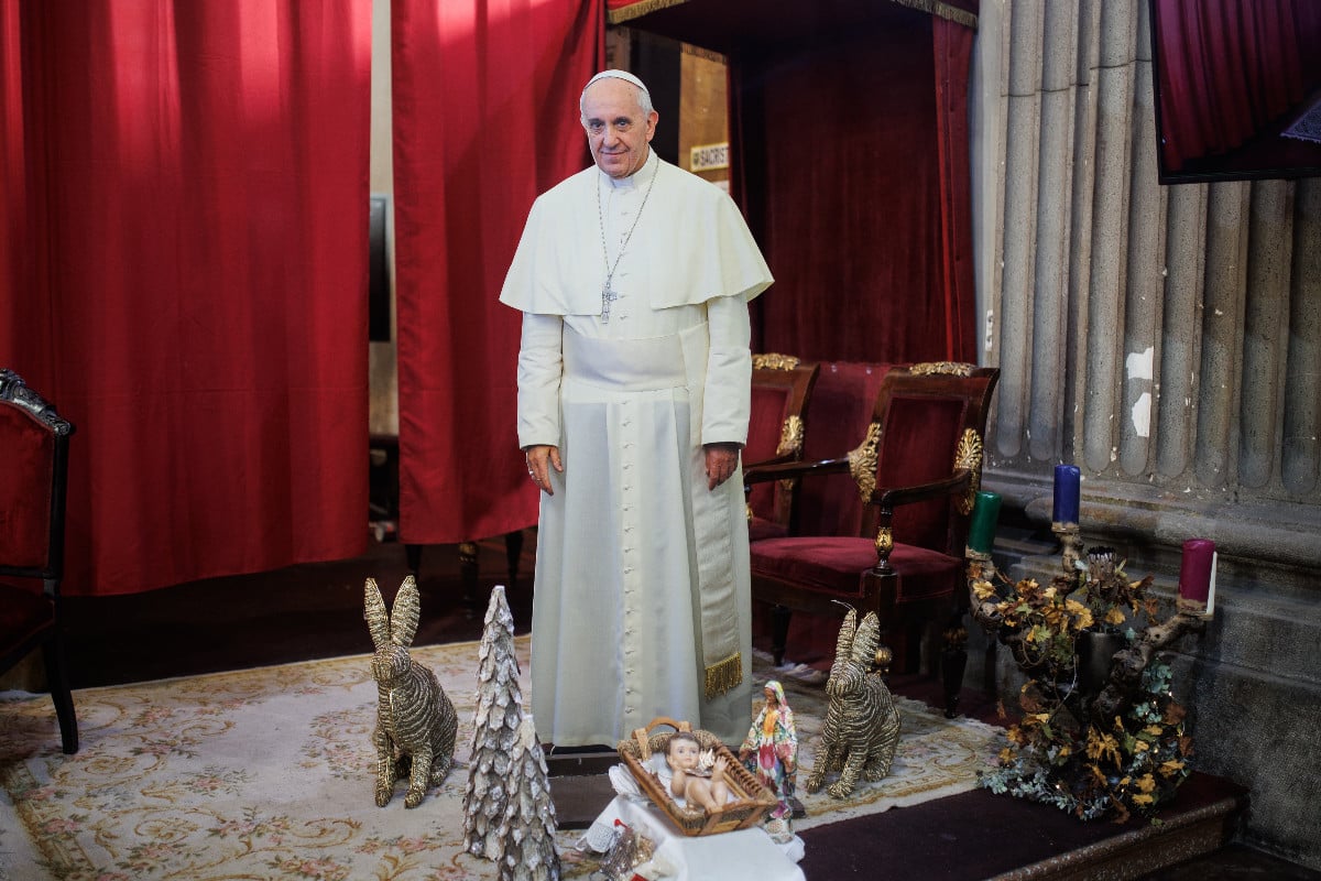 El estado del Papa sigue siendo «estable»: una radiografía de tórax confirma su evolución
