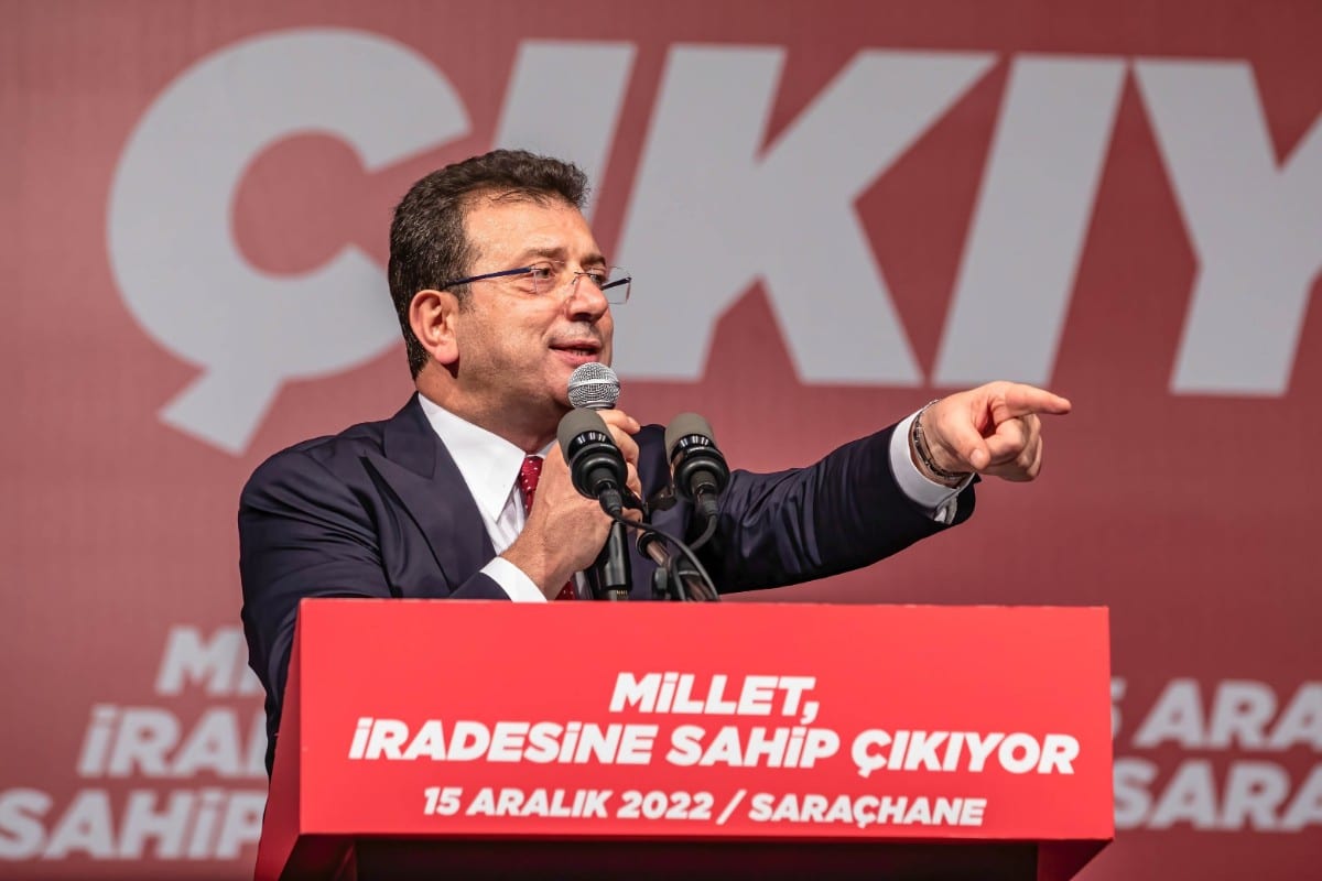El encarcelado alcalde de Estambul denuncia la detención de uno de sus abogados «por motivos ficticios»
