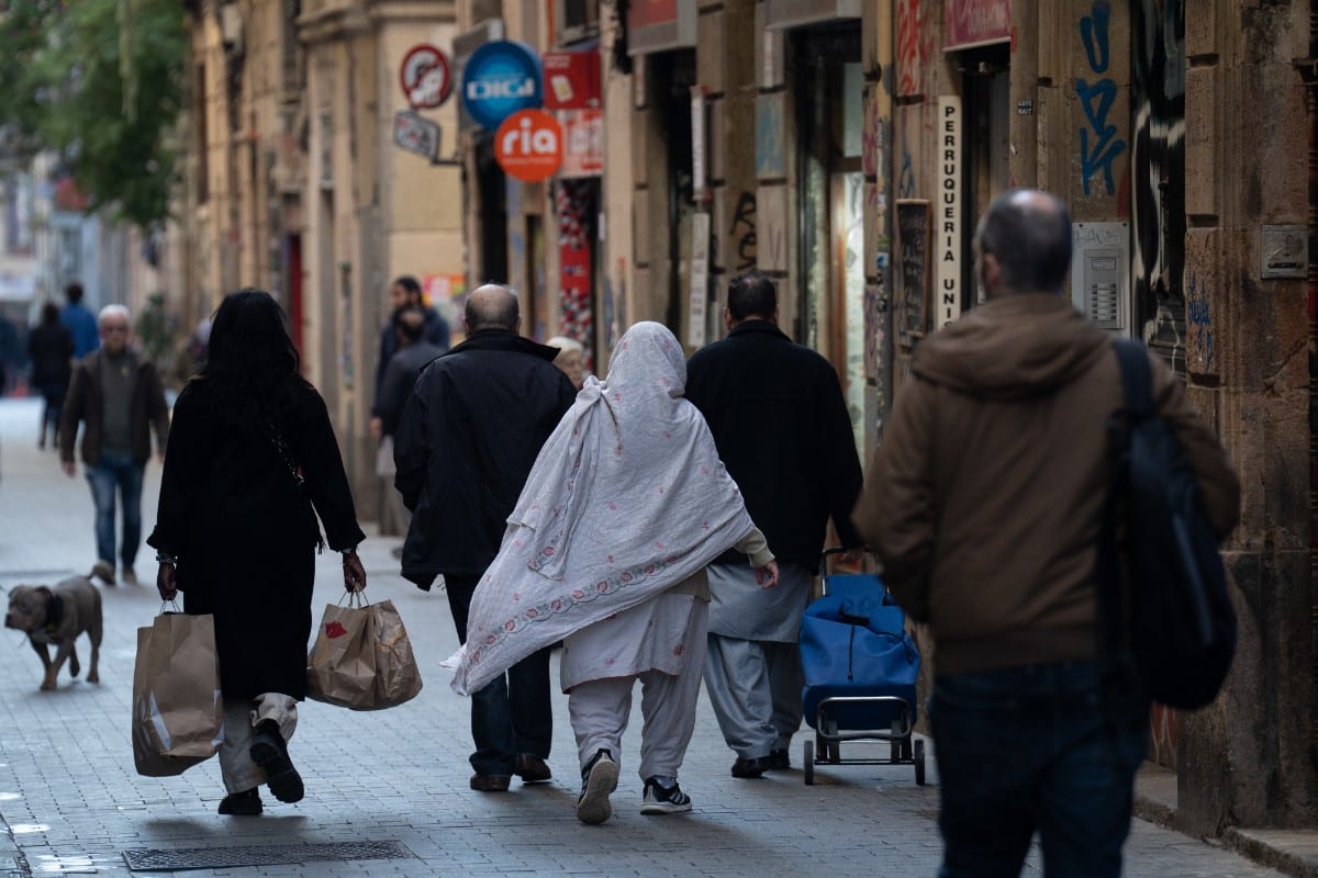 Un 40% de los catalanes rechaza que sus hijos tengan una relación amorosa con personas magrebíes